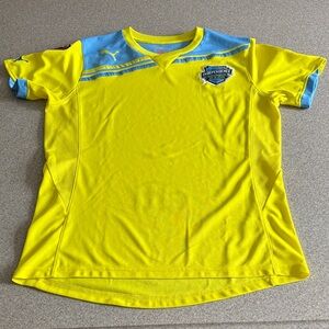Puma Women’s Fitted L Yellow/Light Blue WPS Philadelphia Independence ⚽️ Jersey